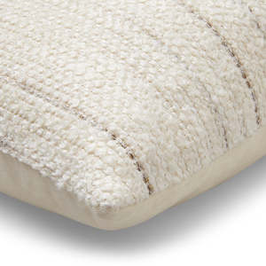 Cuscino Decorativo Lavabile Mode Living's Chalet 086 12x24" con Imbottitura in Piuma d'Oca per Coperte e Arredamento Casa - Product Image 3