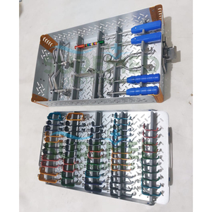 Juego de Retractores Cervicales Manuales SureMed Instruments, Instrumentos Quirúrgicos para Columna Vertebral, Acero Inoxidable de Grado Médico, Grado Hospitalario - Product Image 3