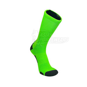 Chaussettes de sport tendance, confortables, séchage rapide, idéales pour la course, le fitness et le style de vie actif quotidien - Product Image 2