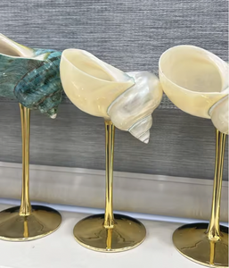 Verre à vin artisanal en coquillage, matériau naturel du Vietnam, pour service de boissons au bar, décoration de table, vente en gros - Product Image 1