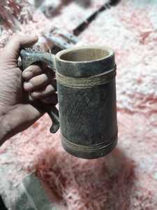 Chopes à bière en bois faites à la main avec poignée, sculptées à la main, qualité alimentaire, design européen naturel - Product Image 2