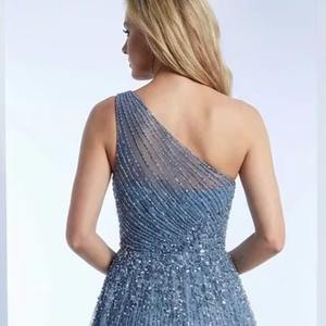 Robe de soirée halter lourde ornée de perles et de sequins 2026, Robe de cérémonie de luxe en strass, Robes de soirée pour femmes faites à la main de haute qualité, Vente en gros - Product Image 2