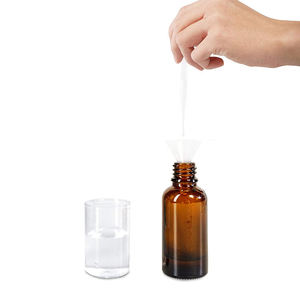 ขวดแก้วสีชาแบบกันรั่วพร้อมหลอดหยดแก้วยาวสำหรับของเหลว น้ำมันหอมระเหย เซรั่มบำรุงผิว ครีมบำรุงรอบดวงตา - Product Image 4