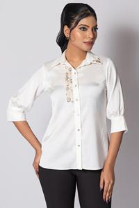 Camisa HAZEL Blanca de Algodón y Viscosa Satinada, Premium y Elegante para Mujer, Muy Cómoda y Fácil de Comprar Directamente del Proveedor - Product Image 2