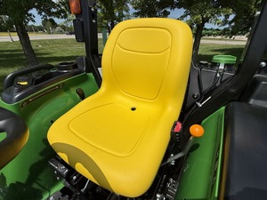 Tractor Compacto 2026 3032E Z258694, Equipo Premium Listo para Exportación - Product Image 6