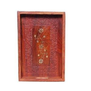 Plateau de service carré en bois jetable en gros avec poignées gravées, design classique, motif personnalisé pour la décoration de mariage - Product Image 5