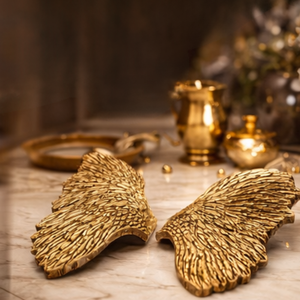 Poignée de porte moderne en laiton Celeste Wings, motif aile d'ange |   Poignée d'entrée d'hôtel extérieure durable pour portes de prestige - Product Image 4