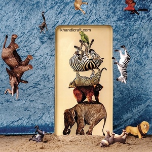 Plateau rectangulaire suspendu en métal émaillé à motif d'oiseau à carreaux, résistant à la chaleur, multifonctionnel, décoratif, de la collection Diva - Product Image 4