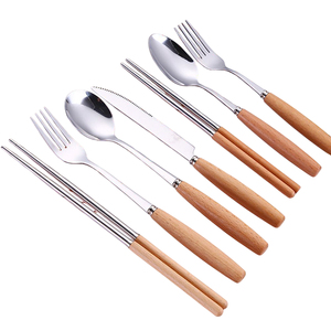 Ensemble de couverts élégants en acier inoxydable de haute qualité et manche en bois de frêne naturel pour la salle à manger et la cuisine - Product Image 2