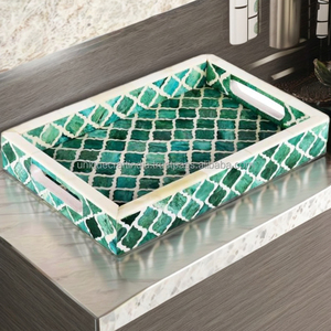 Plateau de service rectangulaire décoratif en bois avec incrustation d'os à motif marbre vert, fait main, pour une décoration intérieure moderne et élégante - Product Image 1