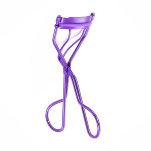 Portable Durable Mini Stainless Steel Eyelash Curler Soft Silicone Pad Manual Travel Makeup Tool Gentle Curl OEM Private Label - Product Image 1