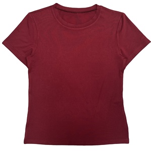 เสื้อครอปไซส์ใหญ่พิเศษสำหรับผู้หญิงเสื้อครอปครึ่งตัวทรงพอดีตัวเสื้อครอปฟิตเนสผู้หญิง - Product Image 2