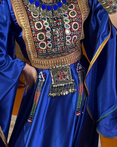 Vestido Afgano Kuchi de Diseño Vintage, Hecho a Mano, Tradicional, Tribal, Bordado, para Mujer, Vestido Afgano Kuchi para Festivales, Cultura Pashtun - Product Image 2