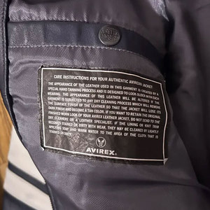 Chaqueta Bomber de Cuero Genuino para Hombre Avirex, Cuello Redondo de Lona, Transpirable, Resistente al Viento, de Secado Rápido, Chaquetas de Cuero Avirex - Product Image 4