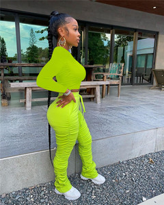 Ensemble crop top et pantalon taille haute moulant à manches longues pour femme, couleur unie, effet ventre plat, style streetwear hip-hop - Product Image 4