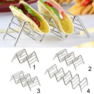 Le design ouvert contribue à maintenir la fraîcheur idéale des supports à pain grillé en métal, créant une présentation de table professionnelle et élégante. - Product Image 3