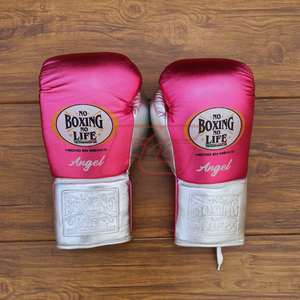 Gants de boxe personnalisés pour l'entraînement et le sparring |   Fermeture à lacets avec boucle auto-agrippante |   Construction en cuir |   Gants anti-humidité à doigts entiers - Product Image 5