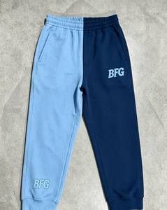Pantalones Chino Beige para Hombre, Cierre de Cremallera Completo, Logotipo BFG en la Pierna Derecha, Mezcla Transpirable de Poliéster y Algodón - Product Image 2