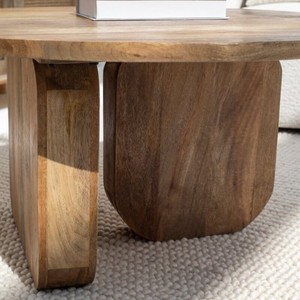 Table basse ronde en bois Vandana Astra Solace avec pieds croisés pour un décor de salon moderne - Product Image 4