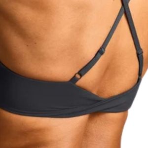 Sujetador deportivo sin costuras para mujer con escote en V profundo, tela elástica, top deportivo cómodo para entrenamiento en el gimnasio y yoga - Product Image 6