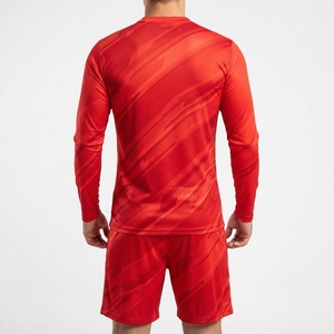 Uniformes de Fútbol Transpirables de Alta Calidad del Fabricante OEM, Impresos por Transferencia de Calor - Product Image 4