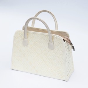 Bolso de Mano Tipo Satchel de Moda Casual Bohemia para Mujer, Transpirable, de Alta Calidad, Tejido a Mano con Hojas de Palma, para Vacaciones - Product Image 1