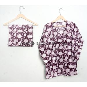Conjunto de Pijama de Manga Larga con Cuello en V 100% Algodón para Mujer, Suave, Transpirable y Lavable a Máquina - Product Image 4