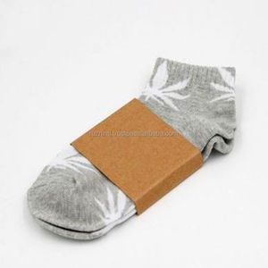 Chaussettes en coton décontractées avec tissu élastique durable, doux et respirant, et ajustement confortable, adaptées à une utilisation quotidienne en toutes saisons - Product Image 2