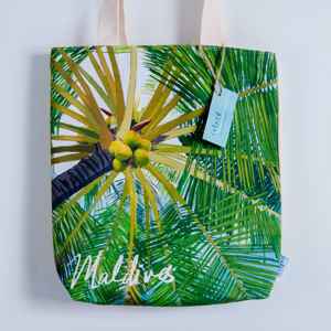 Bolsa de Mano Dhivehi Ruh Sanctuary, Bolsa de Lona Cuadrada Informal para Viajes, Impresión Digital para Uso Diario, Producto Promocional - Product Image 1