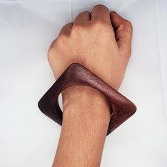 Bracelet en bois naturel tendance pour femmes, fait à la main, taille personnalisée pour un usage cadeau PAR AFZA ENTERPRISES - Product Image 3