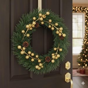 Corona navideña clásica con bayas doradas y piñas, corona decorativa redonda de flores sin iluminación, hecha a mano para puerta - Product Image 1