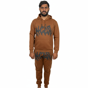 Trajes Deportivos para Hombre de Última Moda, Venta Caliente, para Uso Casual, Logotipo Personalizado al por Mayor, con Etiquetas Privadas, Transpirables - Product Image 1