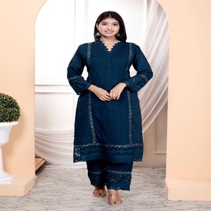 Elegante Conjunto de Kurta de Algodón Azul Turquesa para Mujer con Bordado Schiffli y Dupatta Ligero para Bodas y Diwali, Ropa Étnica - Product Image 1