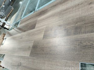 Suelo de PVC SPC ANZ, Diseño Escandinavo, Ecológico, Impermeable, Sin Formaldehído, Superficie EIR con Gráficos de Madera Flotada de Lujo - Product Image 2
