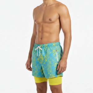 Shorts de plage pour hommes personnalisés par sublimation, 2-en-1 avec leggings de compression intégrés, satin 100% polyester, anti-UV, séchage rapide, écologiques - Product Image 1