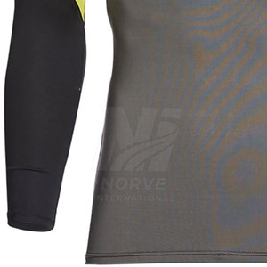 Outdoor Use New Design Men Seamless <b>Compression</b> <b>Shirts</b> Wholesale Fashion Wear Men Seamless <b>Compression</b> <b>Shirts</b> - Product Image 5