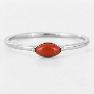 Bague solitaire Rhaya Jewels pour femme, classique, en argent sterling 925 plaqué rhodium, style bohème vintage, avec corail taille marquise et sertissage griffe - Product Image 3