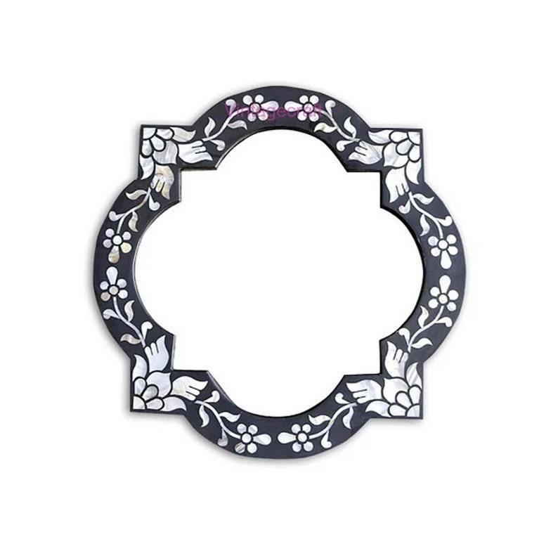 เช่นเดียวกับภาพ