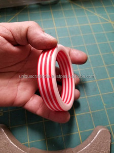 Bracelet en résine de style nouveau, différentes couleurs mélangées et bracelet en résine pour femmes, design personnalisé et bracelet en résine - Product Image 3