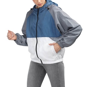 Chaqueta Impermeable con Capucha para Mujer, Venta al por Mayor, Chaqueta Cortavientos Personalizada Resistente al Agua, Chaqueta para Lluvia - Product Image 6