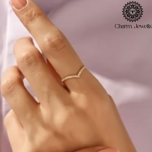 Bague de fiançailles Charm Jewells en or 14 carats plaqué or, moissanite taille coussin, sertie à griffes, certifiée IGI, alliance classique pour femme - Product Image 2