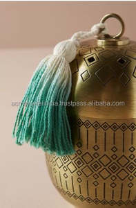 Pot de stockage de cire de bougie en métal argenté de forme ronde parfait pour les cadeaux à la maison et les solutions d'éclairage décoratif - Product Image 5