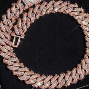 สร้อยคิวบาลิงค์แบบสั่งทำพิเศษ ประดับเพชรโมอิสซาไนต์ VVS ระดับ Iced Out ขนาด 20 มม. เงินแท้ 925  สำหรับงานแต่งงานหรือหมั้น สุดหรู - Product Image 1