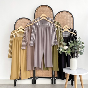 Ensemble 2 pièces rayé pour femme, col roulé, manches longues, tissu côtelé, coupe ample, respirant, vêtements décontractés pour toutes les saisons - Product Image 6