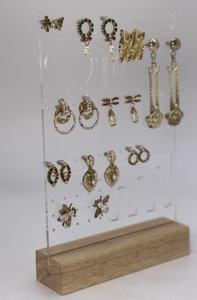 2025 Petit affichage de bijoux en argent direct d'usine: Supports en bois et en acier inoxydable OEM/ODM - Product Image 4