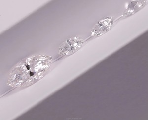 Diamante Cultivado en Laboratorio con Certificación IGI, 10CT, Corte Marquise, D VS2, CVD, 3EX, Corte Excelente, Proveedor Mayorista para Compradores Internacionales de Diamantes - Product Image 5