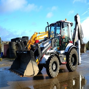 Advanced Hidromek HMK 102S Supra Backhoe Loader With 1.2 M³ Loader Bucket And Reliable Digging Capability For Sale - Product Image 4