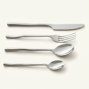 Ensemble de couverts en argent de qualité supérieure, design géorgien moderne artisanal, pour la restauration fine, couverts en argent de style Hollywood, pour les mariages et la maison - Product Image 4