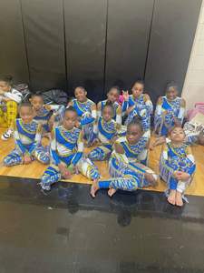 Uniformes de baile de alta calidad para mujer, diseño personalizado, uniforme de majorette, traje de animadora, uniformes con pedrería. - Product Image 5