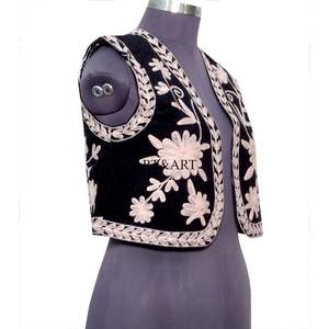 Gilet court en coton fait main pour femme, imprimé floral, col rond, ouvert sur le devant, avec broderie confortable, style décontracté streetwear - Product Image 3